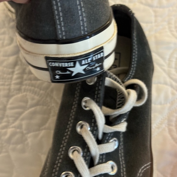 💥🔥Grey Suede Chuck Taylor Converse🔥💥 Women 8/ Men 6 - Picture 3 of 4